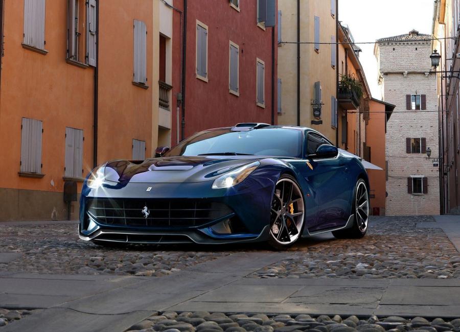  Ferrari F12berlinetta Spia by DMC 2013 года  (фото 1 из 4)